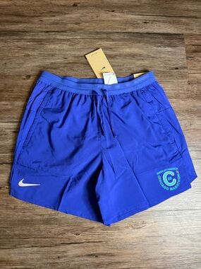 Nike Stride Blue Running Shorts with Chicago Marathon ‘25 Logo Mens Sz S